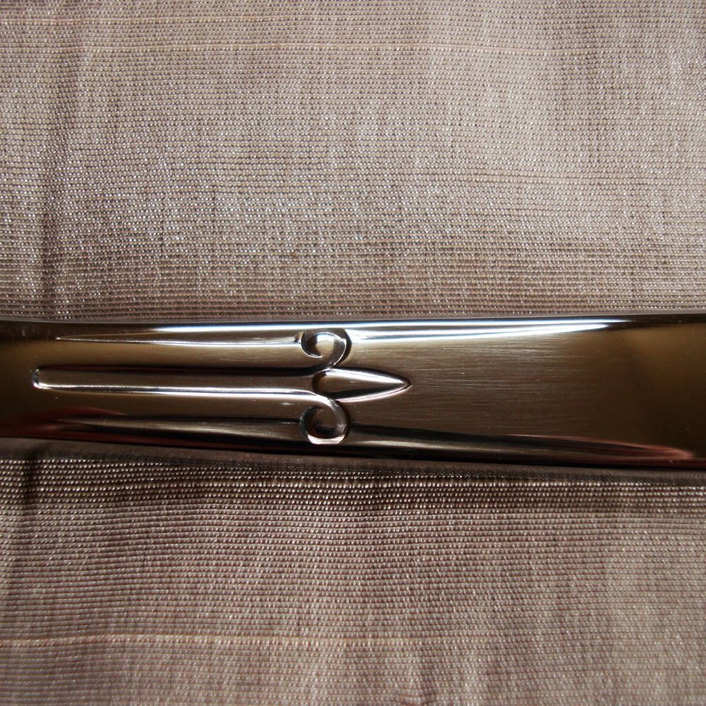 Oneida ACCENT SET OF 4 Place Butter Knife